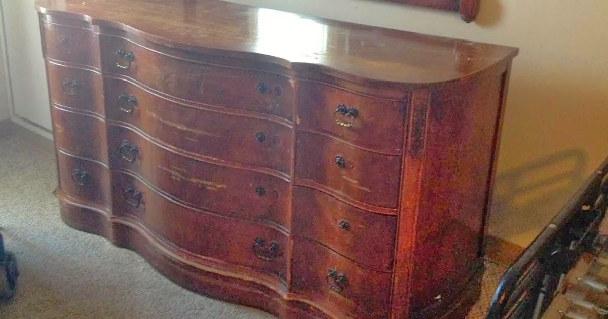 SheShe, The Home Magician How to make a dresser into a desk!