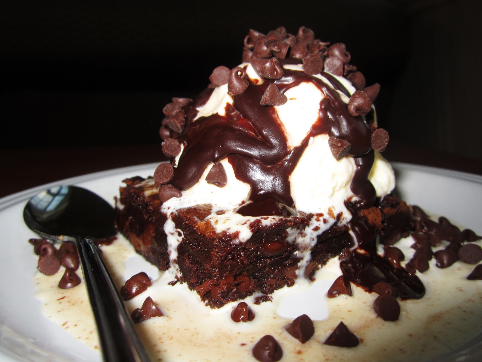 A Sue Chef Ooey Gooey Chocolate Brownie Sundae