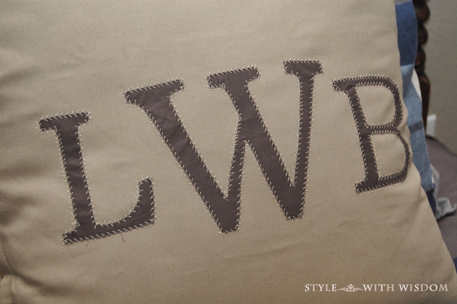 Style with Wisdom Monogram Applique Pillow Tutorial