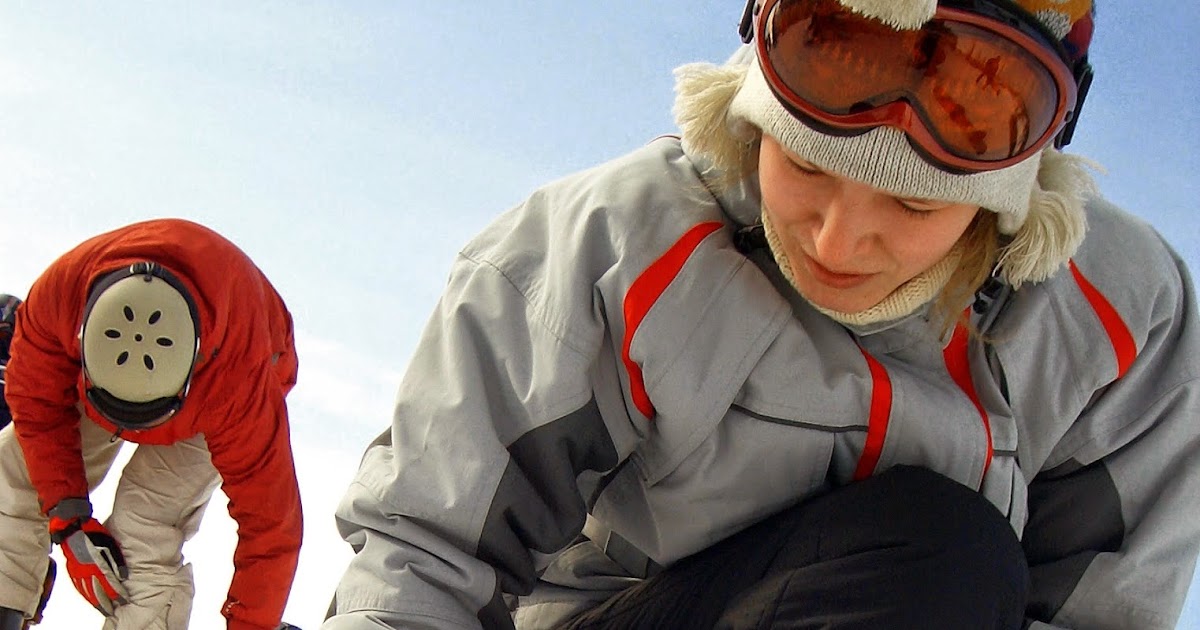 StoreYourBoard Blog Are you Regular or Goofy(foot)? Snowboard Stance Tips