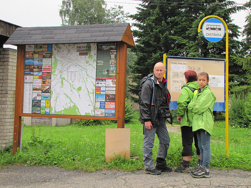 Frenštát pod Radhoštěm (niem. Frankstadt, pol. Frensztat pod Radhoszczem) - dworzec. Frenštát pod Radhoštěm (niem. Frankstadt, pol. Frensztat pod Radhoszczem) - dworzec.