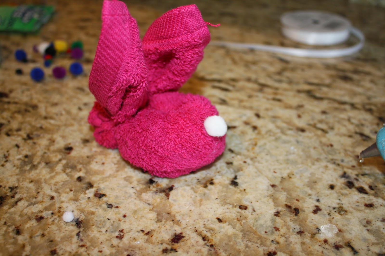 Tada's Kooky Kitchen Easter Craft Wash Cloth Bunnies!!