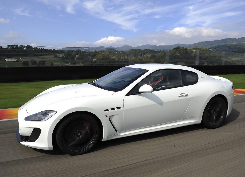 Maserati+granturismo+mc+stradale+black