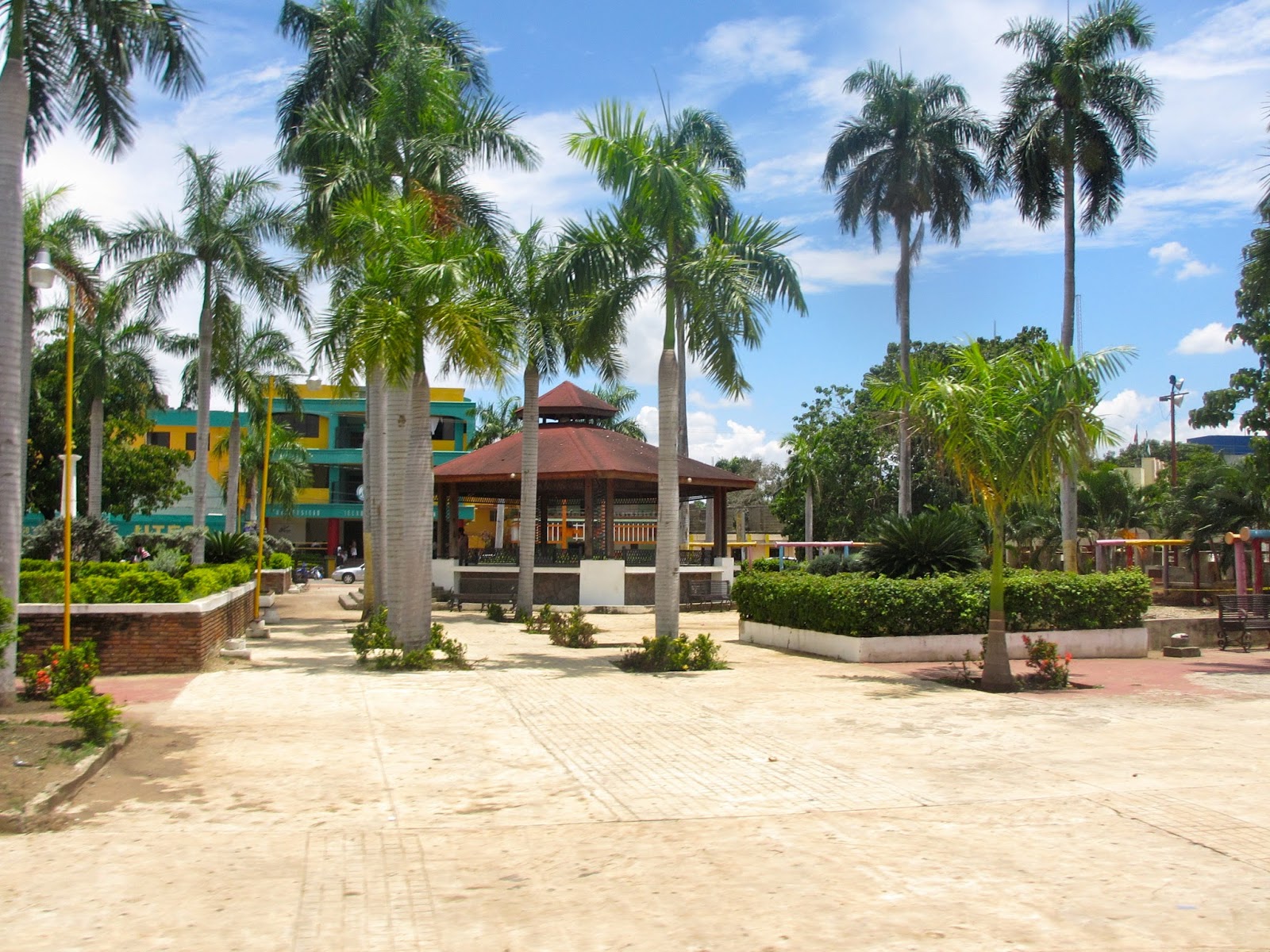 Ritmo del Caribe Trips to Constanza, Dajabon, Plus