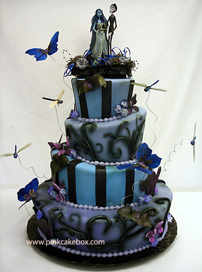 This amazing Corpse Bride wedding cake If I ever lose my mind and decide to