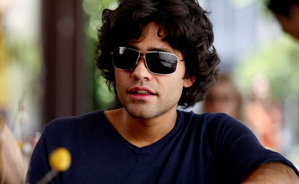 Cat Love: adrian grenier