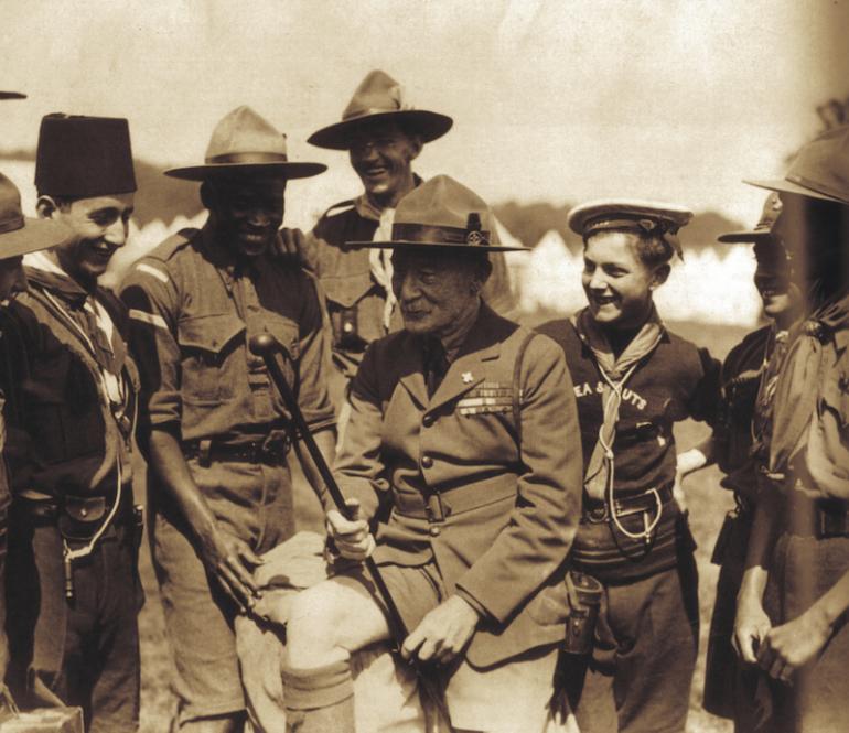 Pengertian pramuka dan sejarah pramuka ( SINGKAT,PADAT