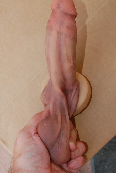 Фаллоимитатор С Яичками