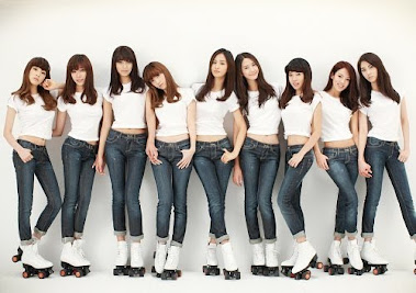 GIRLS GENERATION / SNSD