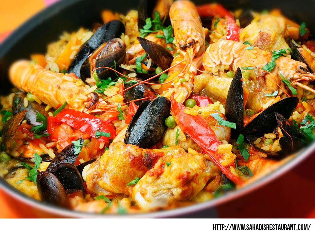 Top filipino media noche (new year's eve) favorite dishes Top Filipino Media Noche (New Year's Eve) Favorite Dishes | Geeky Pinas