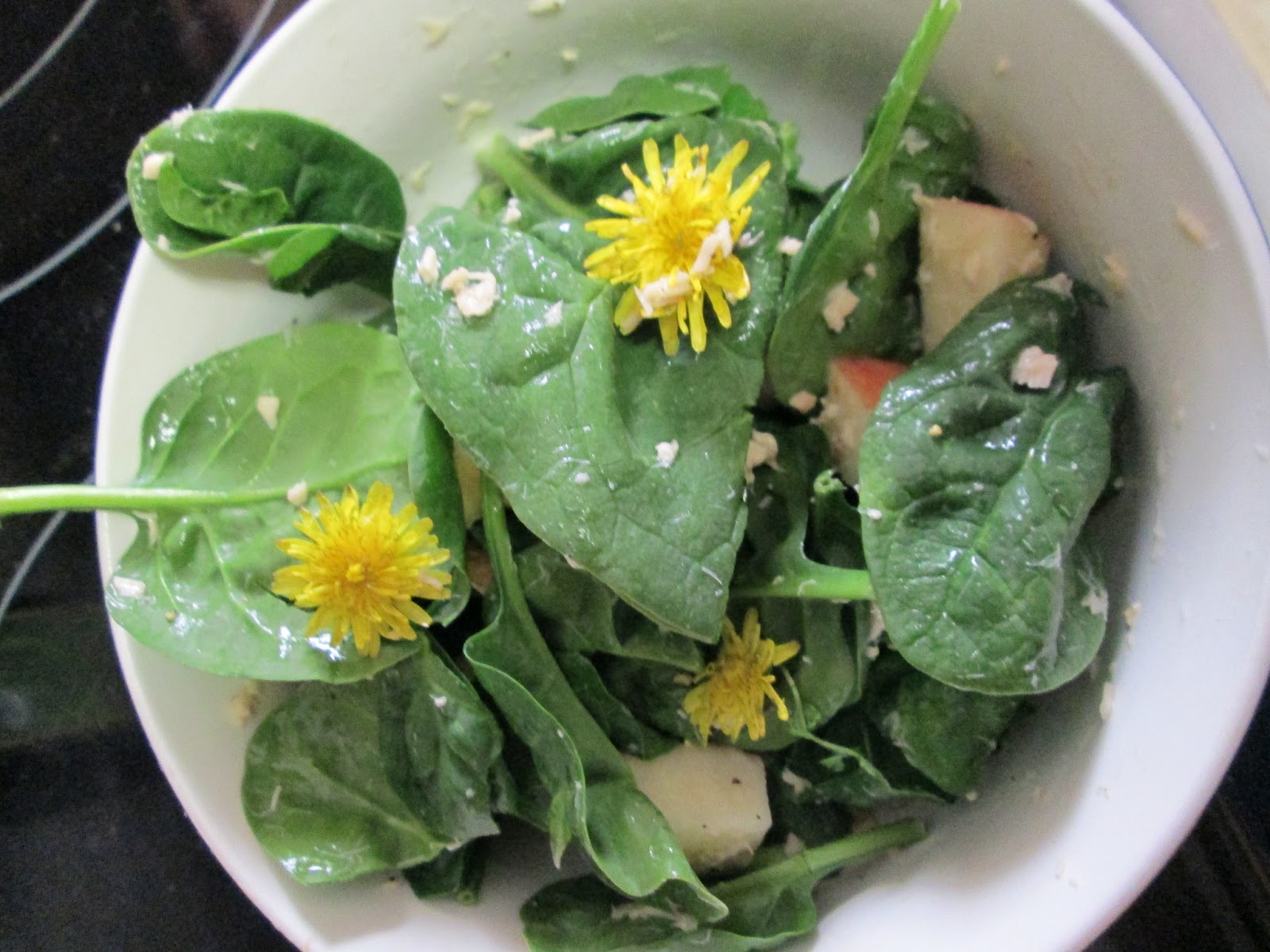 Your World Healthy and Natural Why and How to Eat Dandelions
