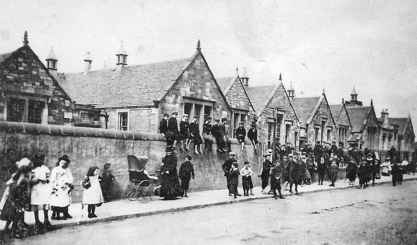 Tour Scotland Photographs Old Photograph School Methil Scotland