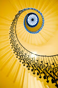 Tulip stairs iphone,android wallpaper
