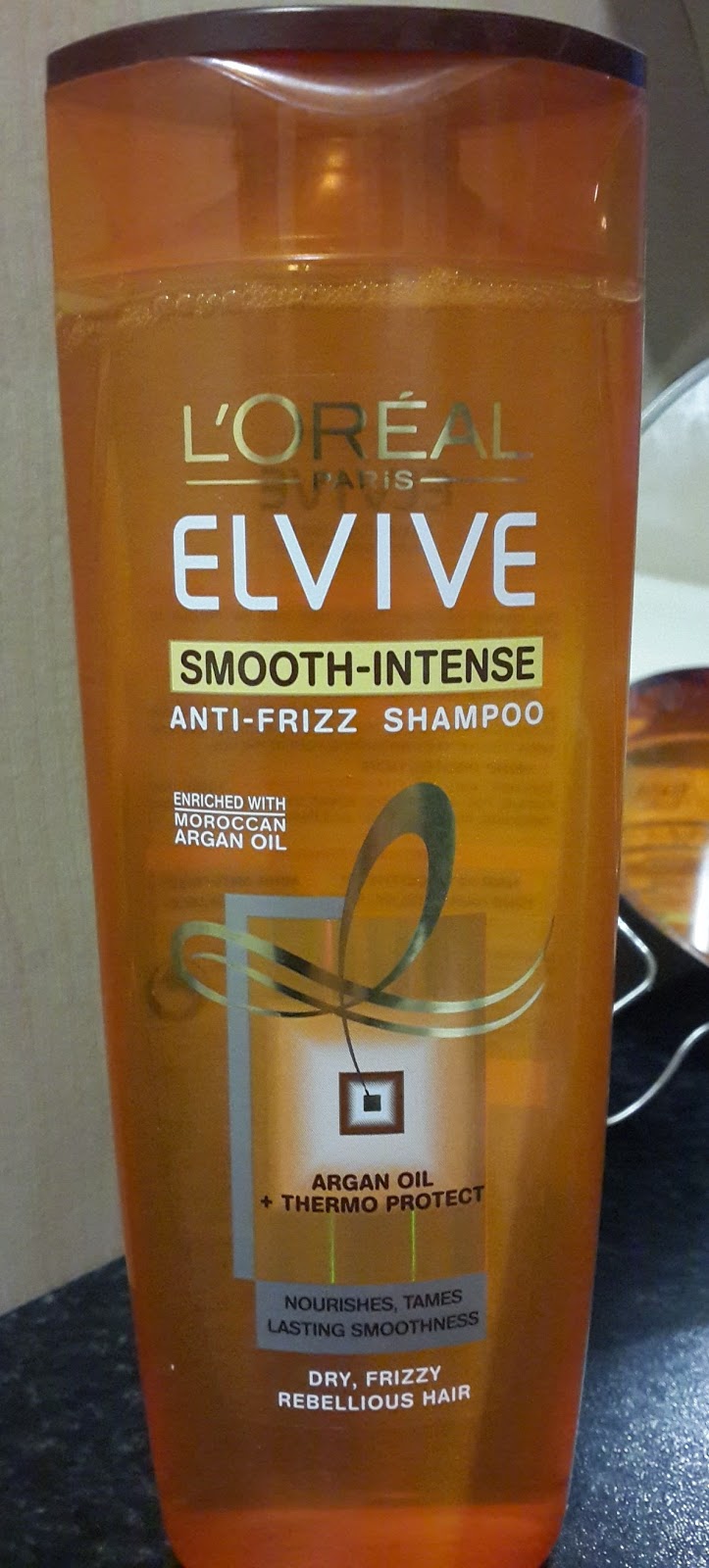 Loreal Elvive SmoothIntense AntiFrizz Shampoo Review