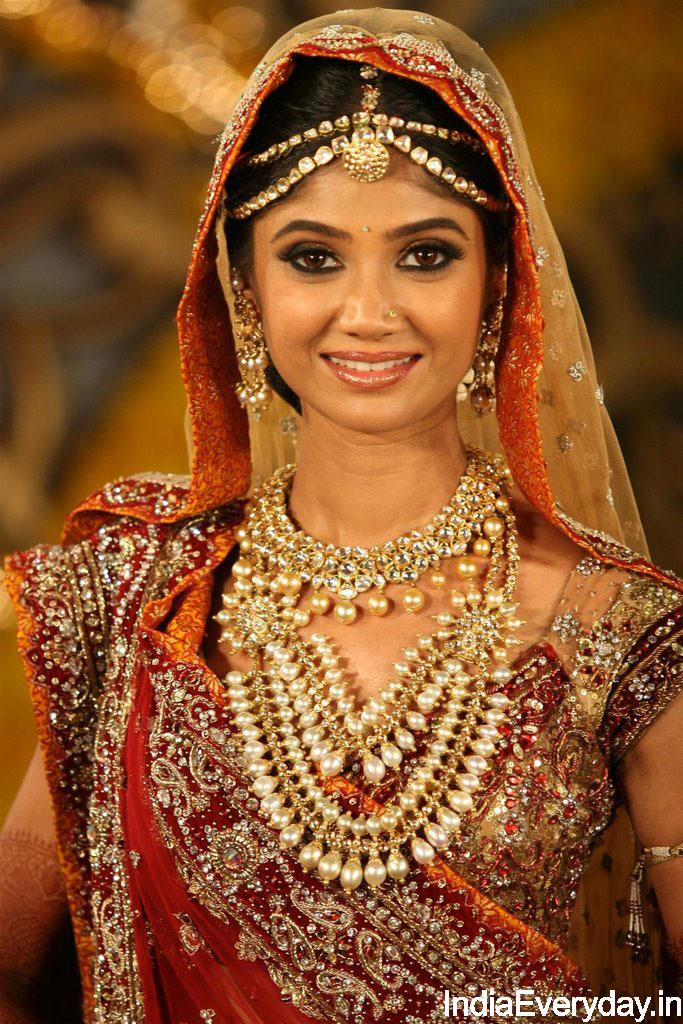 Ratan Rajput | Well Known TV Celebrities