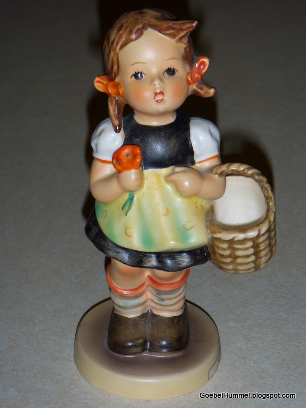 Goebel Hummel "Sister" Goebel Hummel Figurine 98/0 TMK3