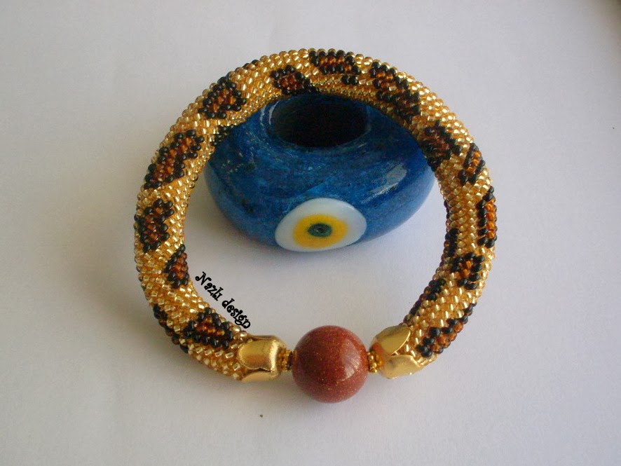Hapishane Isi Boncuk Dizilis Semalari Crochet Bead Ropes Schemes Boncuk Boncuk Desenleri Boncuk Tig