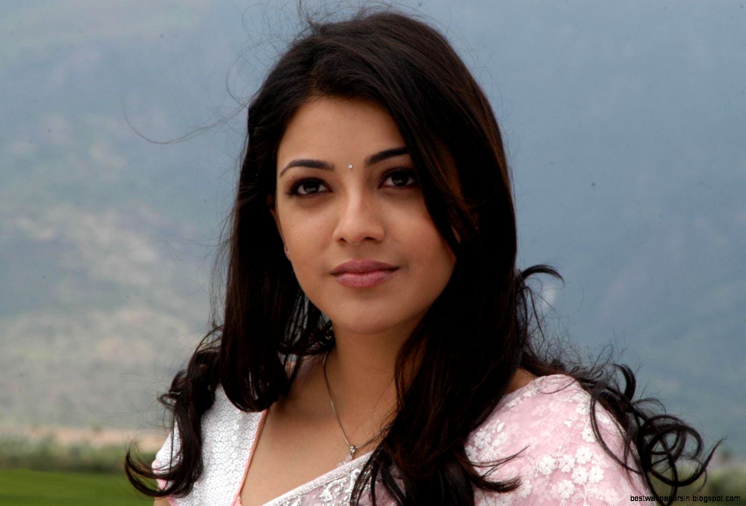 Kajal Agarwal Hd Wallpapers and Background Kajal Agarwal Hd Wallpapers and Background