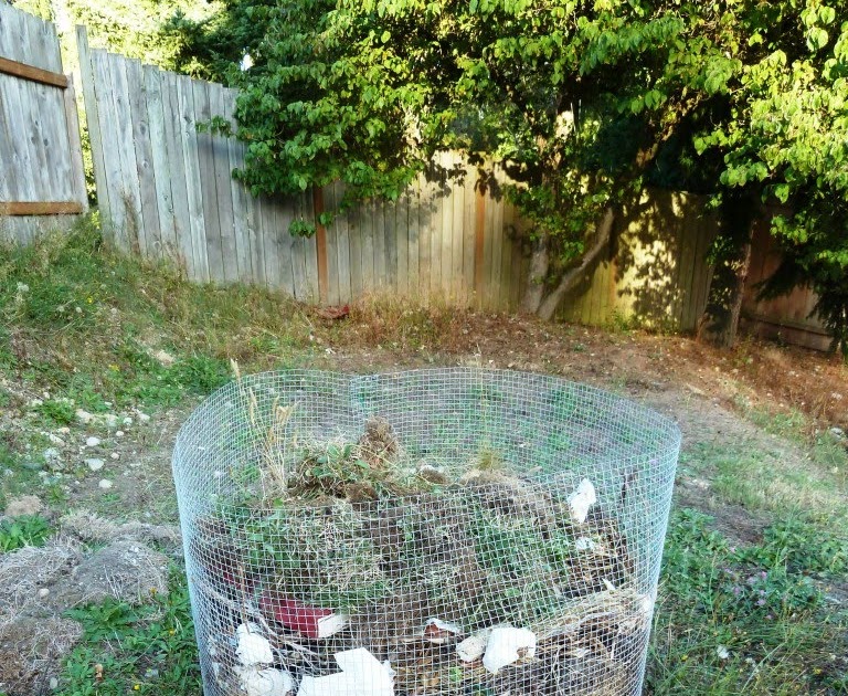 Lavender Lane Biodynamic Farm Perfect Compost for your Garden!