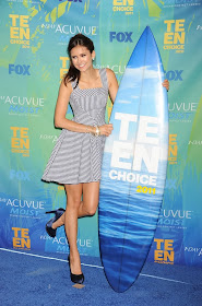 Nina Dobrev Upskirt Panty Flashing At Teen Choice Awards In LA Nina Dobrev Upskirt Panty Flashing At Teen Choice Awards In LA