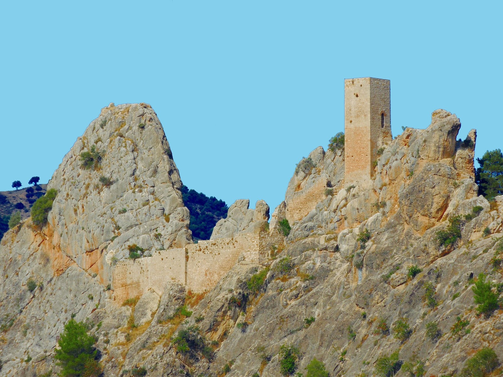 Foto de Castillo de Tíscar en Huesa, Jaén