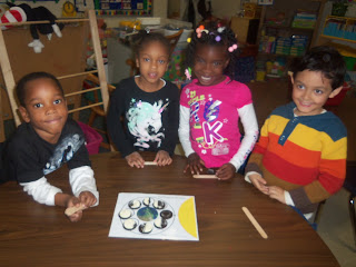 Mrs. Wood's Kindergarten Class: Moon Phases