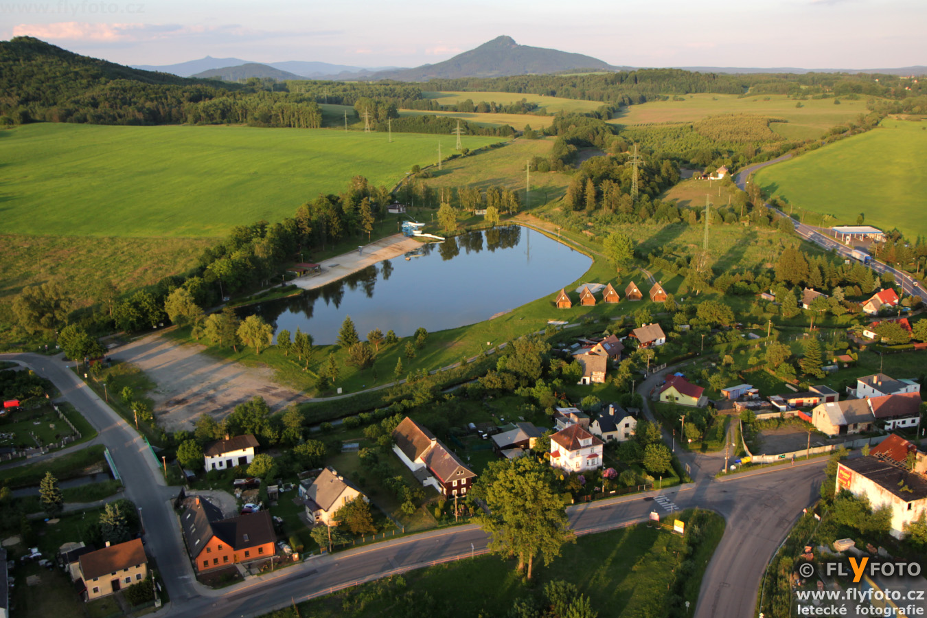 FLyFOTO letecká fotografie a video Zákupy