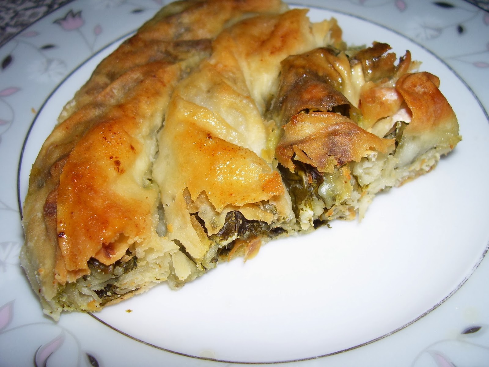 Terbiyeli sulu köfte Dolama Börek