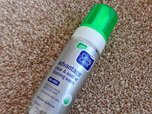 Clean and Clear Foaming Wash Review