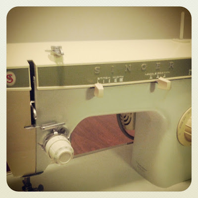 Mom's Singer Sewing Machine - Photo by Taste As You Go