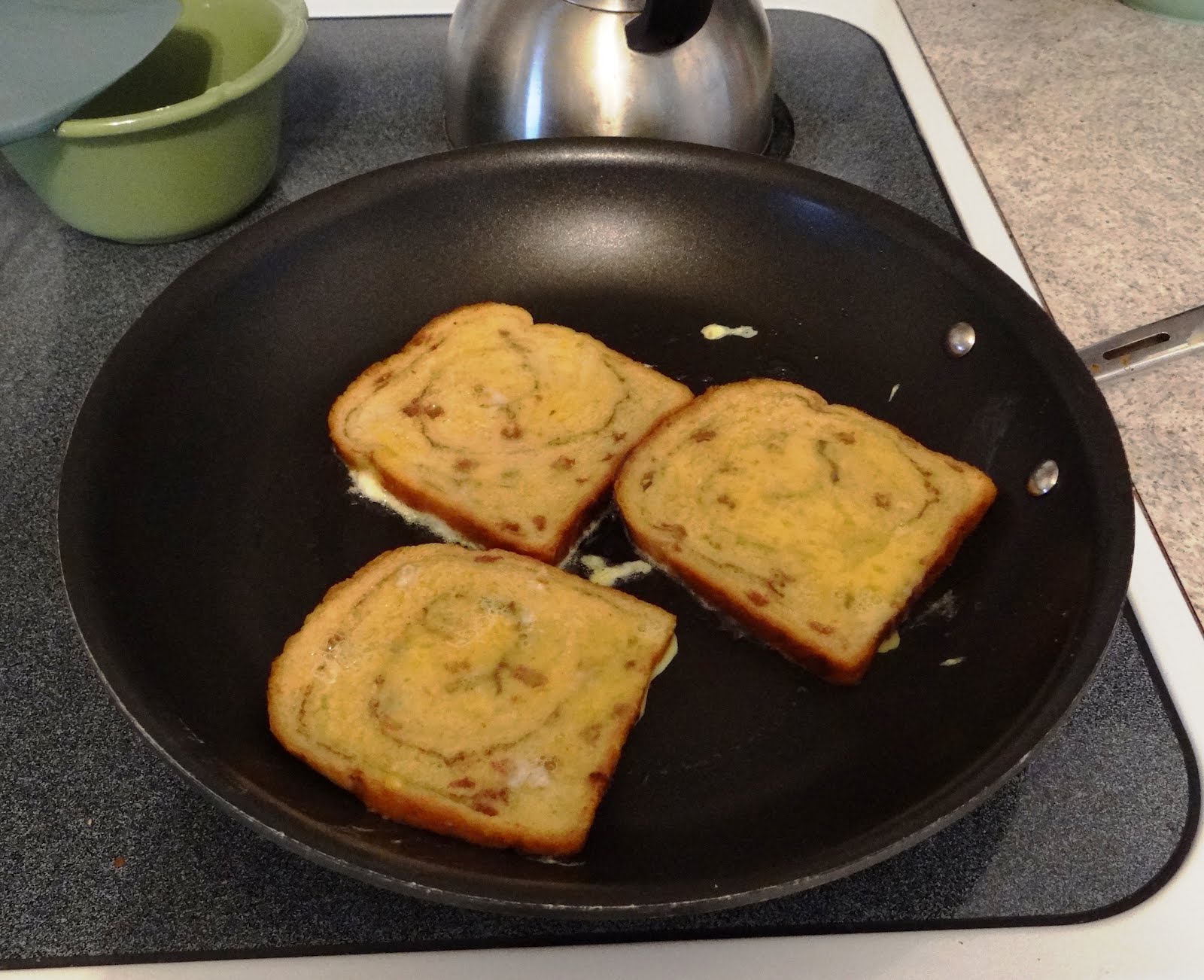 Valentine's Day French Toast Using Cinnamon Bread! Quick and Easy
