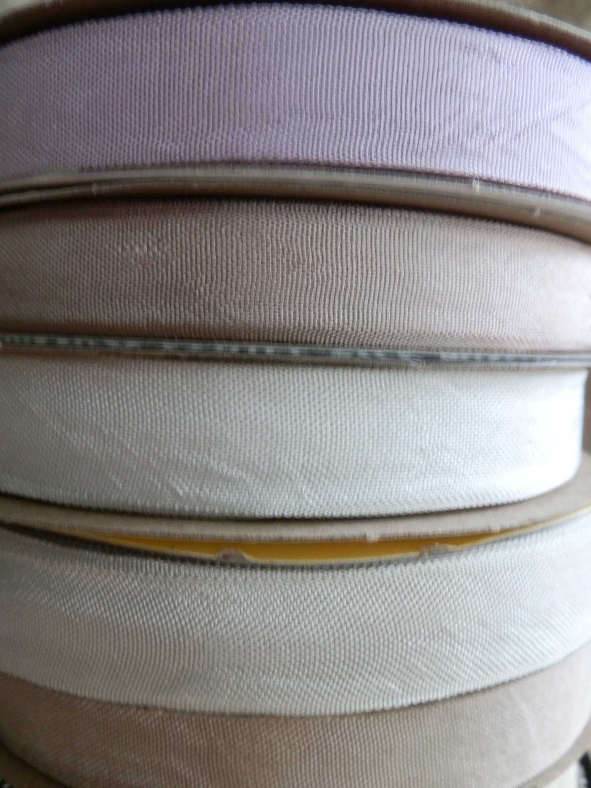 Todolwen Hug Snug Mail