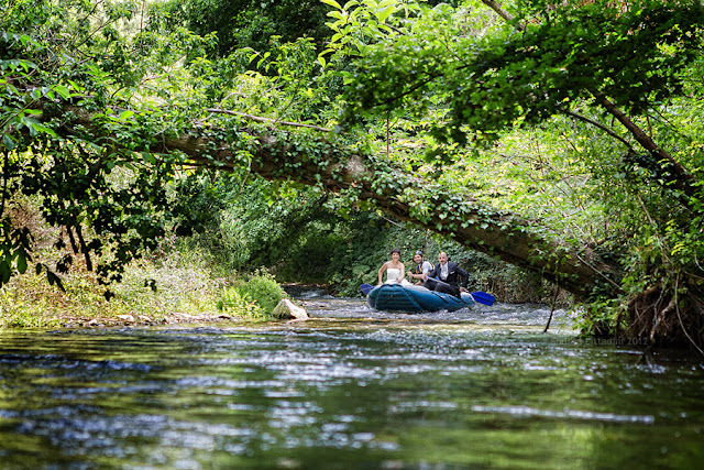 Trash the dress, rafting sul fiume Corno | ©2012 Andrea Cittadini Real wedding, wedding inspiration blog, italian wedding