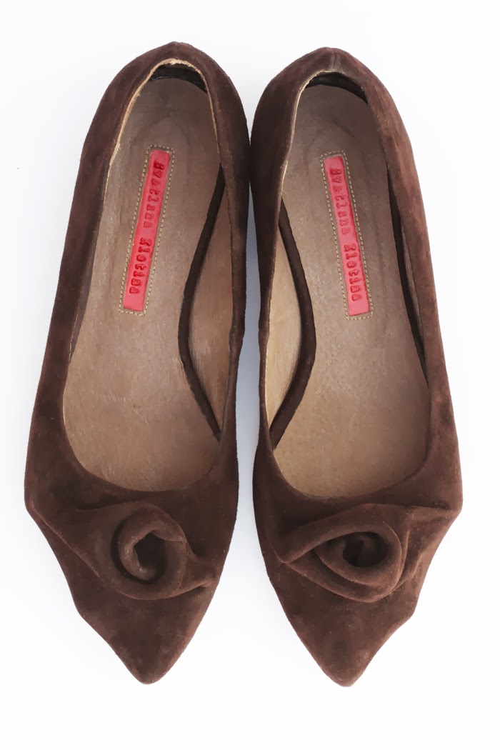 MAKING SHOES Unlock Your Creativity At Footwear Design Course