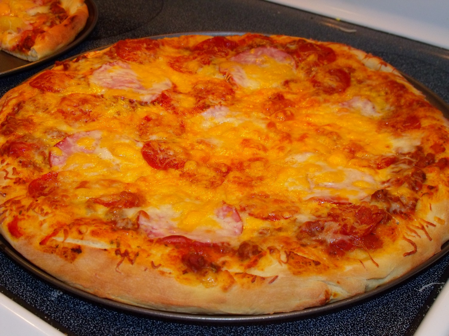 Clever, Crafty, Cookin' Mama Homemade pizza and cheesy bread