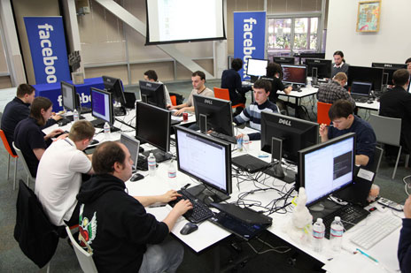 Software hacker facebook terbaru edisi indonesia
