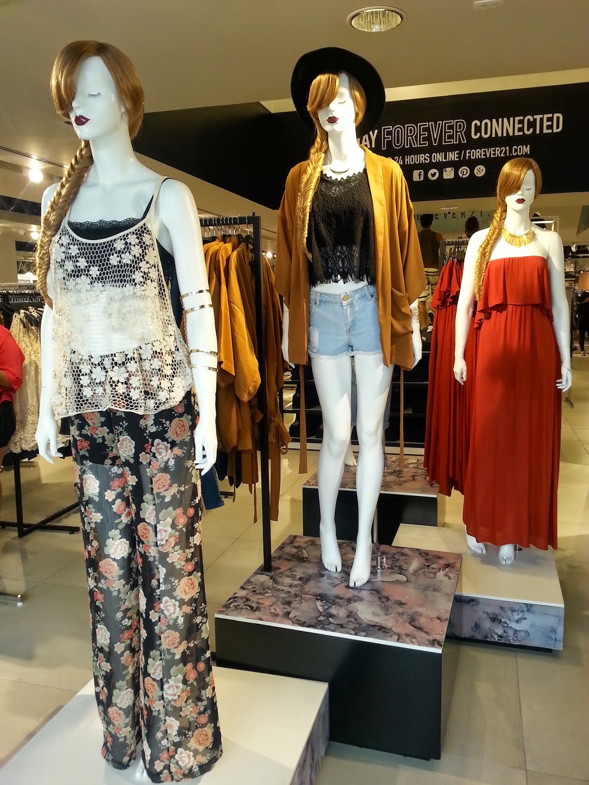 Forever 21 no Brasil :: Garotas estranhas