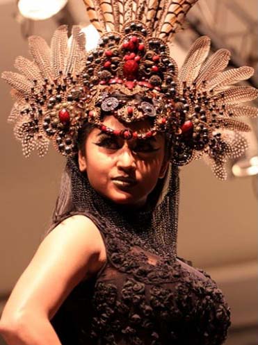 dewi persik dengan baju transparan dewi persik dengan baju transparan