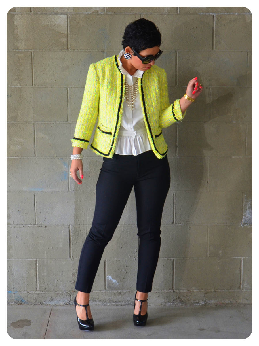 DIY Hand Sewn Chanel Inspired Jacket + Pattern Review V7975 Fashion