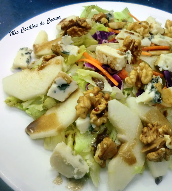 Ensalada de peras con Roquefort y nueces Mis cosillas de Cocina