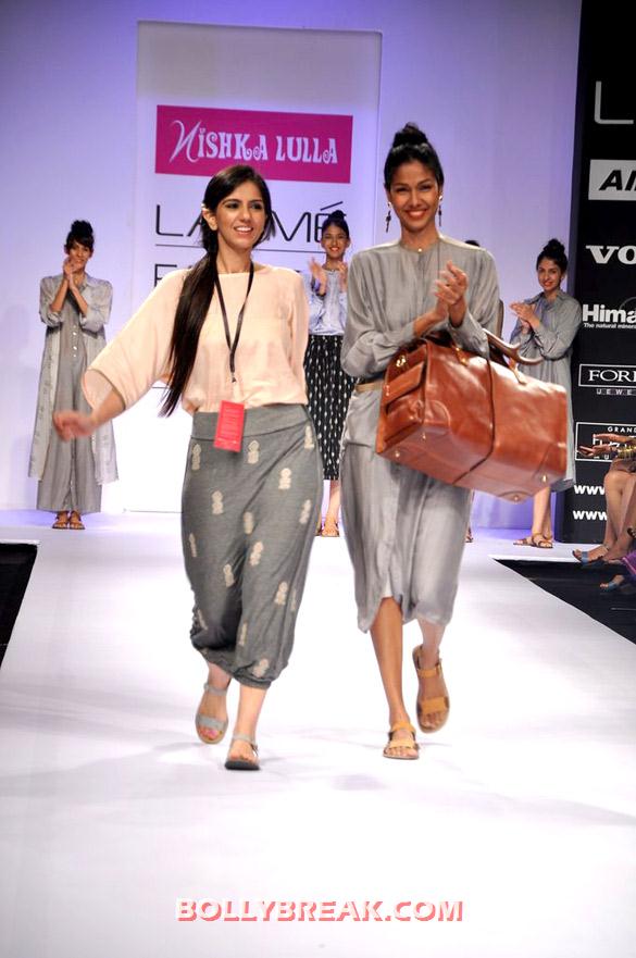 Nishka Lulla, Nethra Raghuraman Nishka Lulla, Nethra Raghuraman - Nishka Lulla's show at Lakme Fashion Week 2012