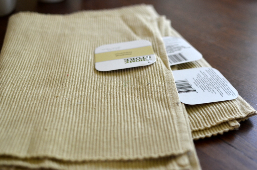 DIY dollar store TABLE RUNNER PLACE OF MY TASTE