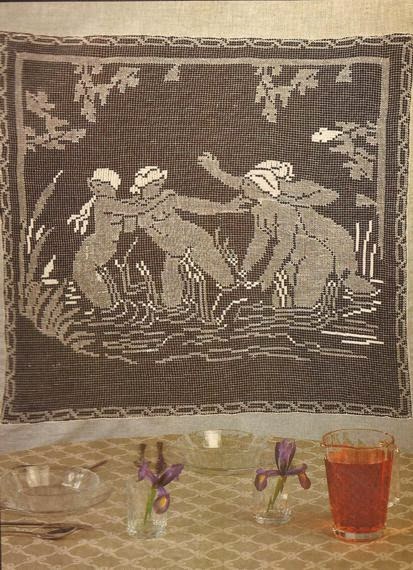 #9 Panel Decorativo a Crochet "Las Bañistas"