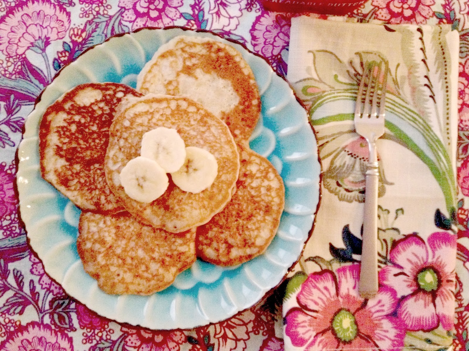 Banana Applesauce Pancakes