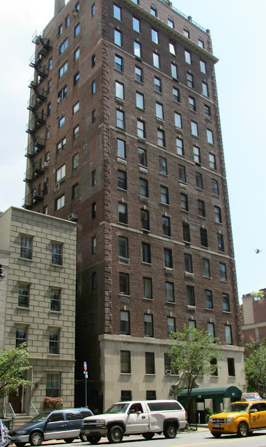 Midtown Blogger/Manhattan Valley Follies: Architectural Investigator