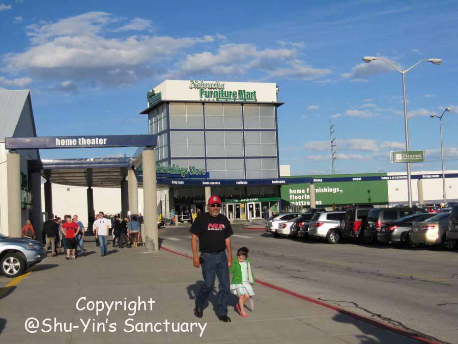 ShuYin's Sanctuary Sitting 100m away from Warren Buffett Berkshire