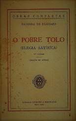 Livros na estante