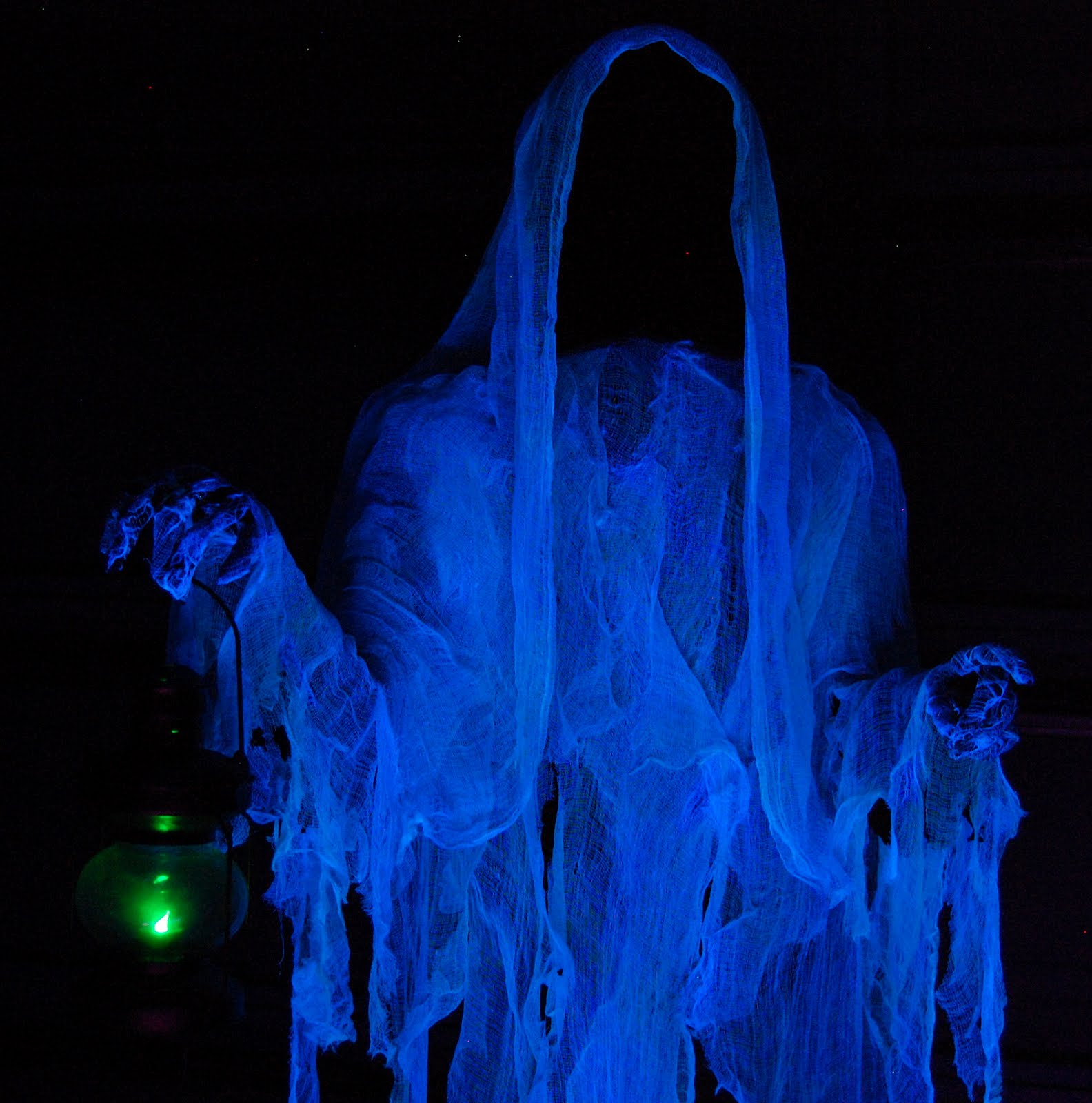 Johnnys Ghosts: Animated Cloaked Ghost - Final