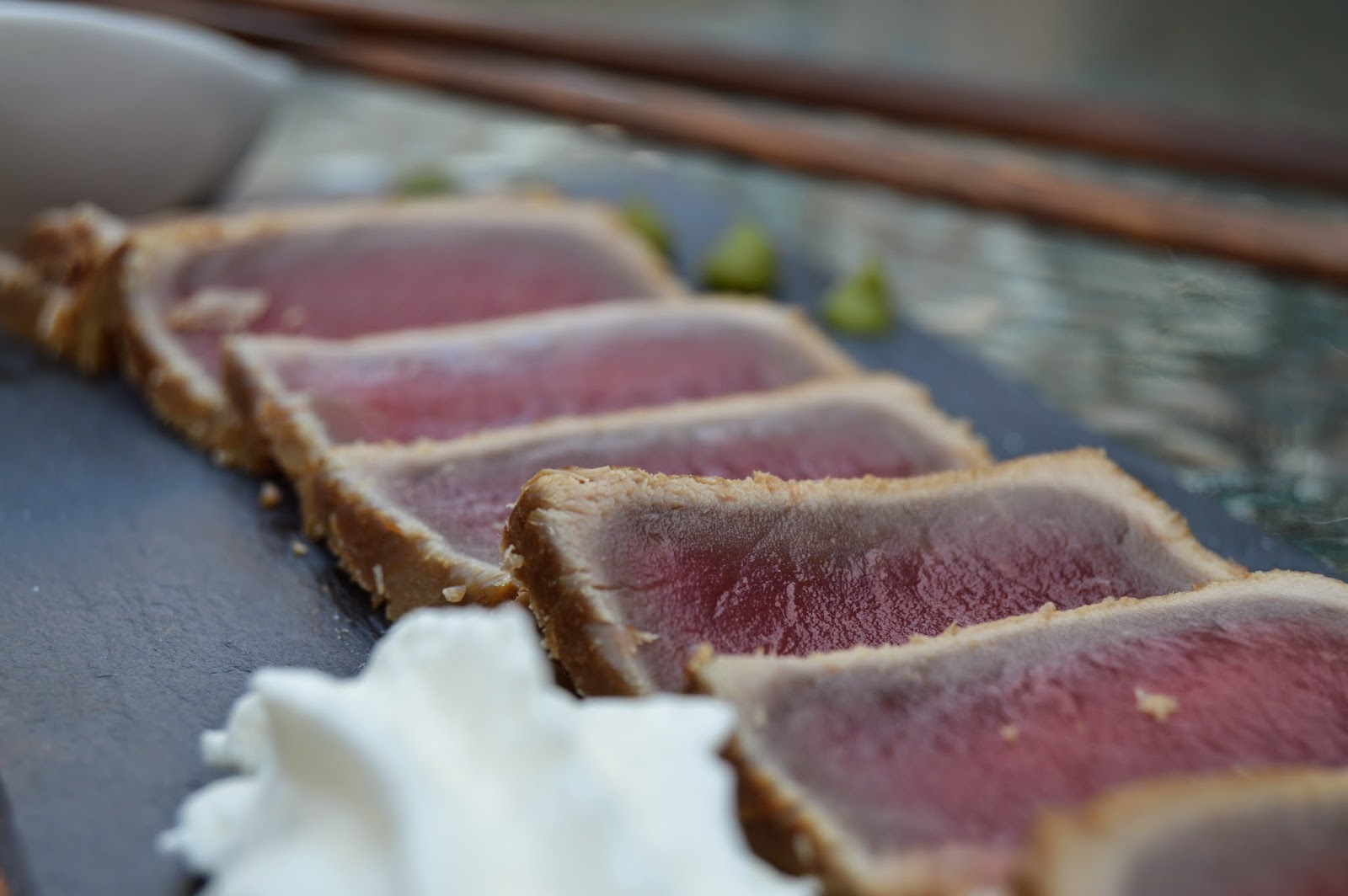 DULCE GOURMETT TATAKI DE ATUN / TUNA TATAKI