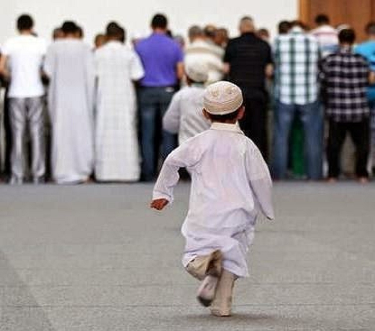 Bagaimana Jika Makmum Masbuk Ragu Akan Jumlah Rakaat Shalatnya? Begini